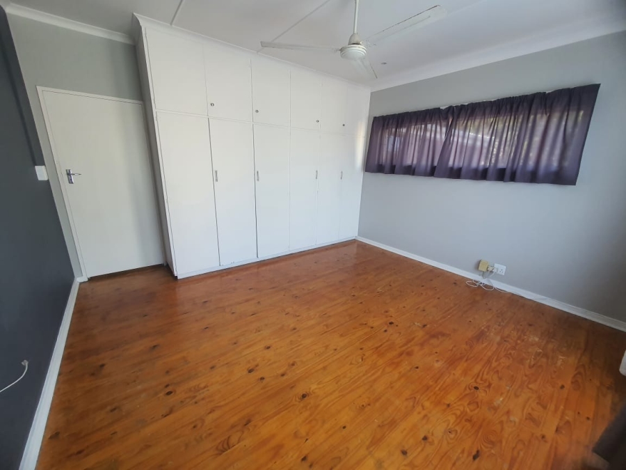 3 Bedroom Property for Sale in Sunnyridge Eastern Cape